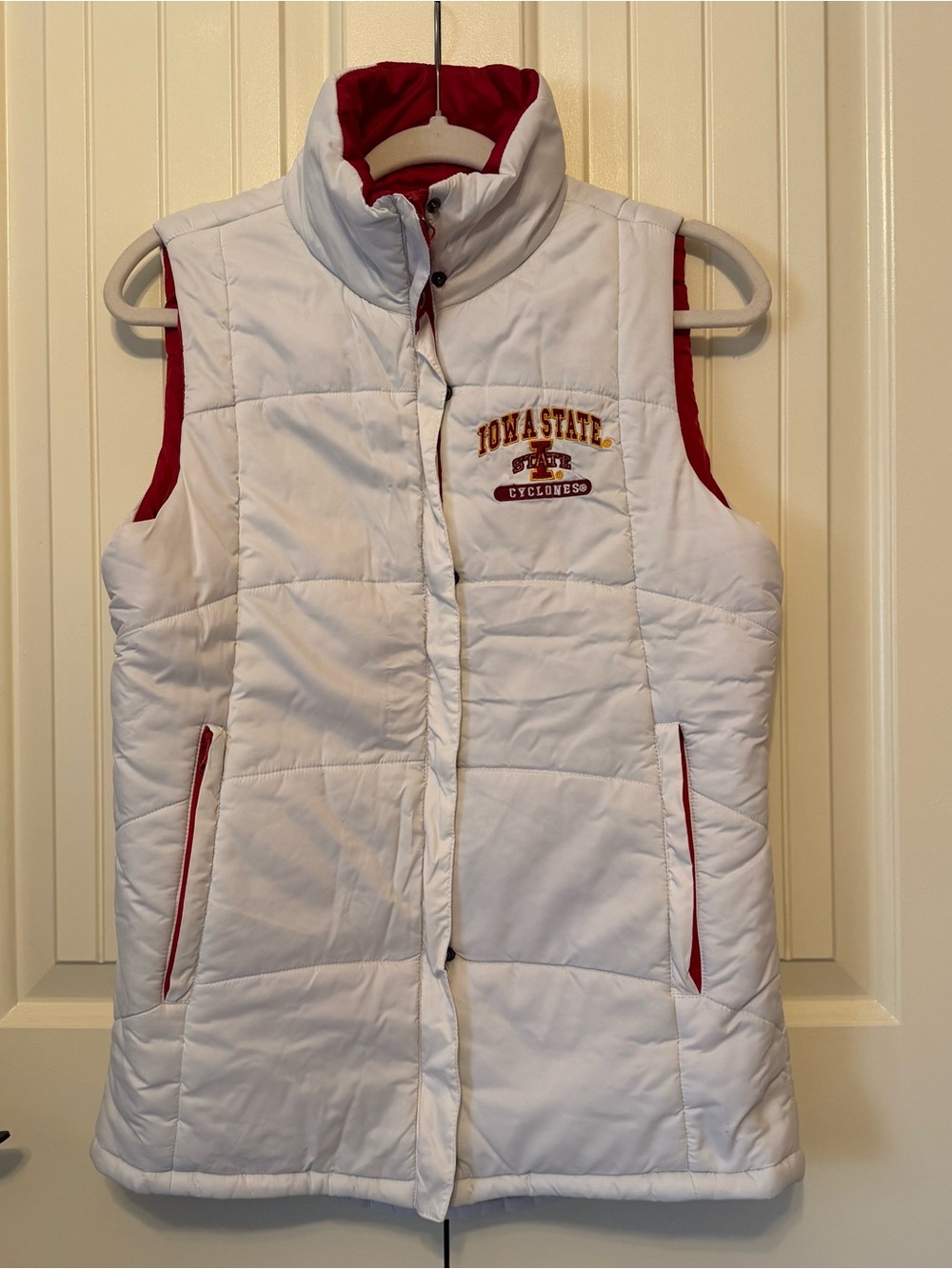 Colosseum White Quilted Puffer Vest with Red Trim